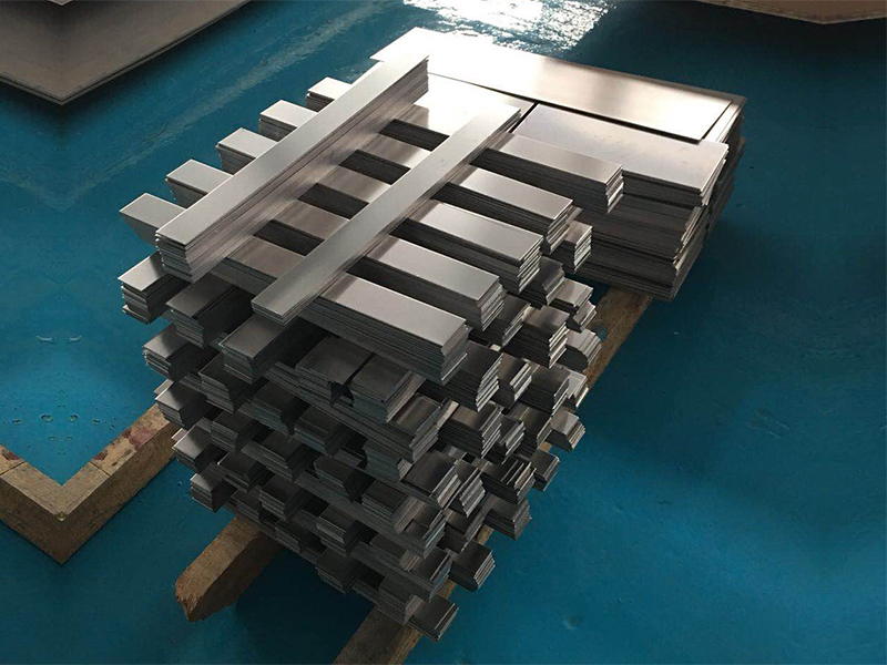 Titanium cathode plate